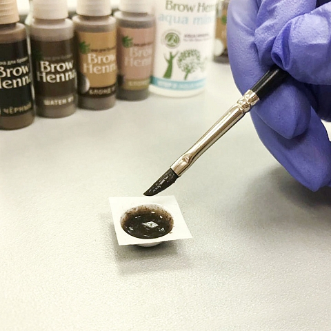 Hovedbilde LB-BH BROW HENNA Stativ for 12 farger